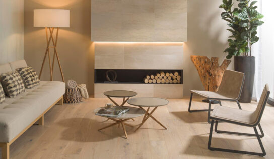 Elegir el mismo suelo en toda la casa, ¡una gran idea para una decoración funcional!