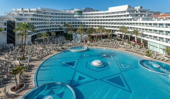 El Hotel Mediterranean Palace de Tenerife reabre sus puertas en julio con imagen e instalaciones renovadas