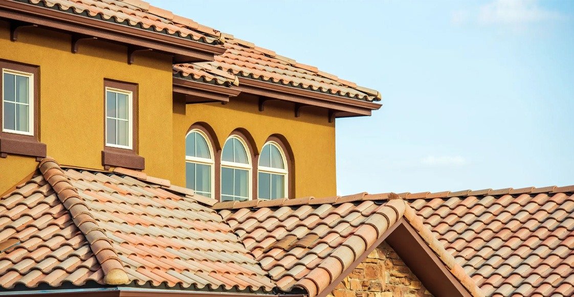 Cómo un tejado saludable protege la estructura de una vivienda