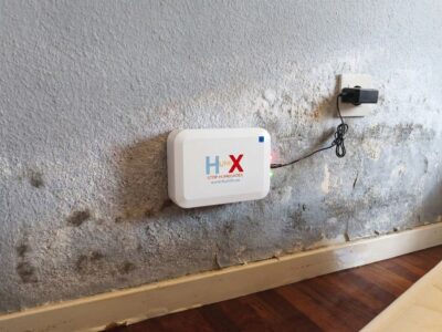 Humix alerta sobre la humedad capilar oculta tras el olor a cerrado en viviendas vacacionales